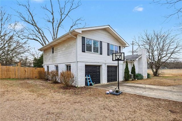 221 Rome Street, Temple, GA 30179