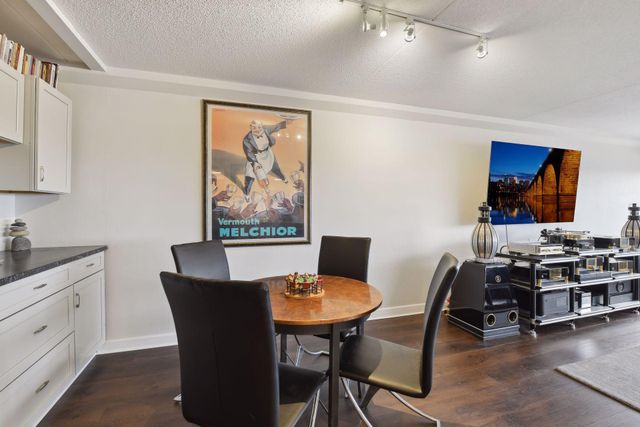 1920 S 1st Street 906, Minneapolis, MN 55454