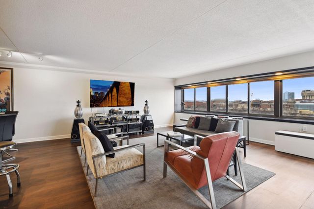 1920 S 1st Street 906, Minneapolis, MN 55454