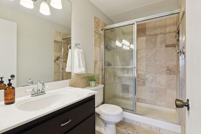 1920 S 1st Street 906, Minneapolis, MN 55454