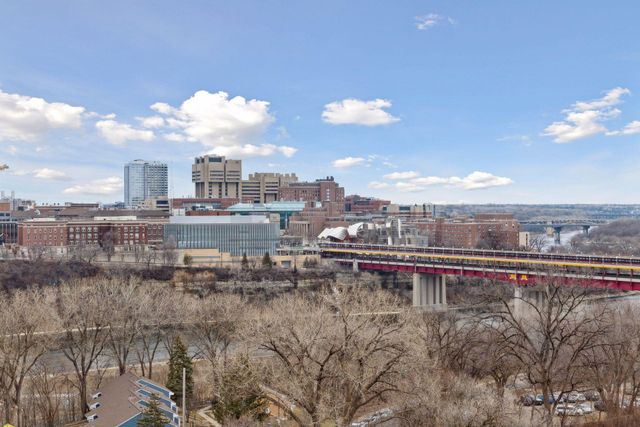 1920 S 1st Street 906, Minneapolis, MN 55454