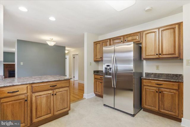 494 HAMILTON CIR, Front Royal, VA 22630