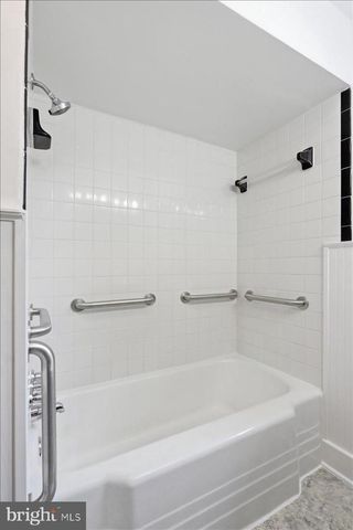 494 HAMILTON CIR, Front Royal, VA 22630