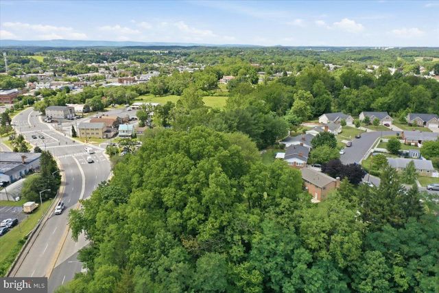 494 HAMILTON CIR, Front Royal, VA 22630