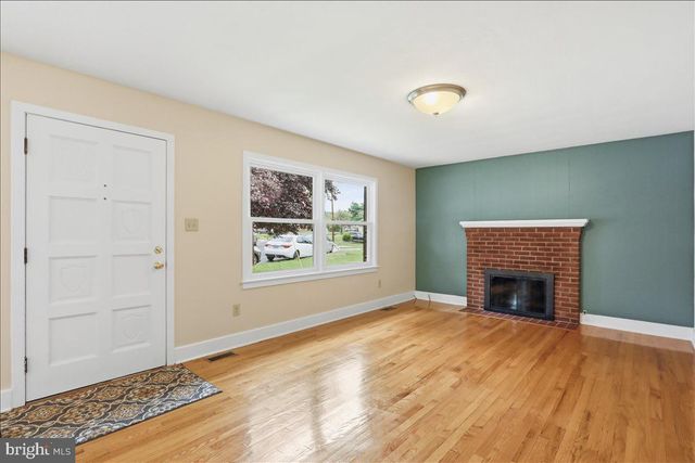 494 HAMILTON CIR, Front Royal, VA 22630