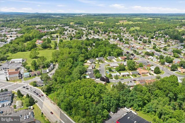 494 HAMILTON CIR, Front Royal, VA 22630