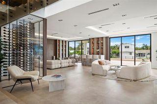 2380 NE 196th Street, Miami, FL 33180