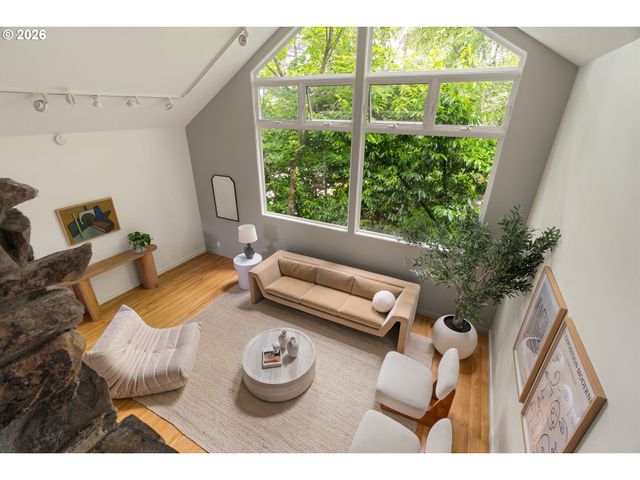 710 Nw WINCHESTER Ter, Portland, OR 97210