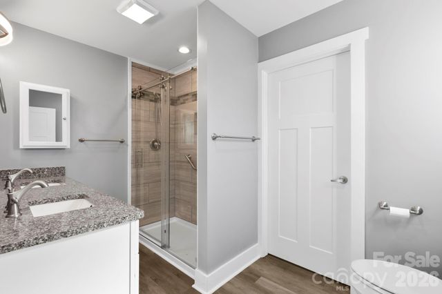 1844 Willow Road, Hendersonville, NC 28739