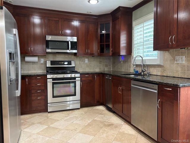 210 Glen Avenue, Port Chester, NY 10573