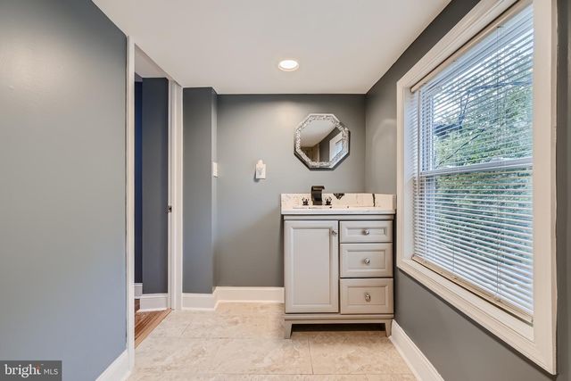 1819 MCHENRY ST, Baltimore, MD 21223