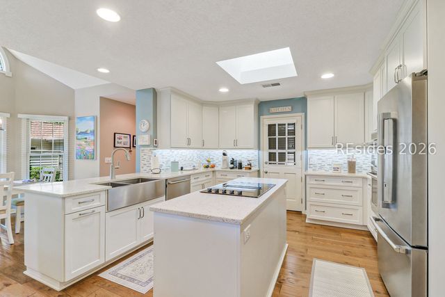 27 Santa Maria Dr, Hilton Head Island, SC 29926
