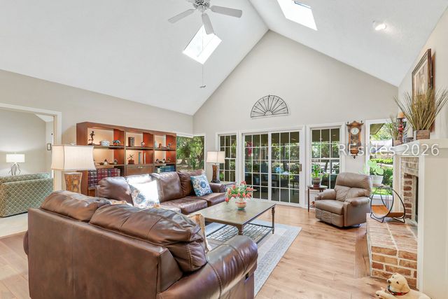 27 Santa Maria Dr, Hilton Head Island, SC 29926