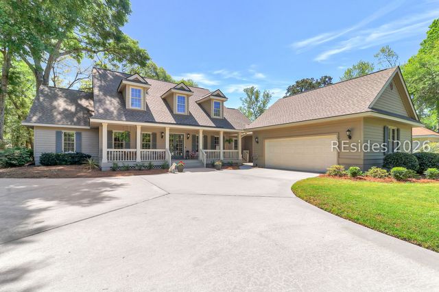 27 Santa Maria Dr, Hilton Head Island, SC 29926
