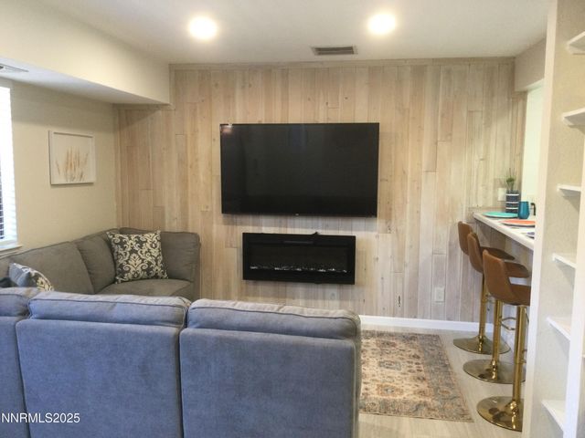 3167 Bristle Branch Drive, Sparks, NV 89434