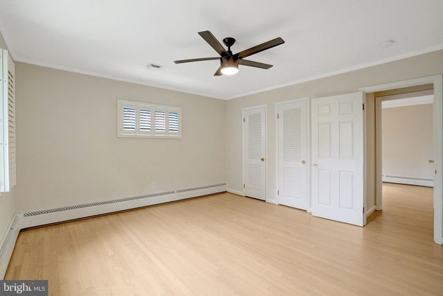 105 POPLAR DR, Falls Church, VA 22046