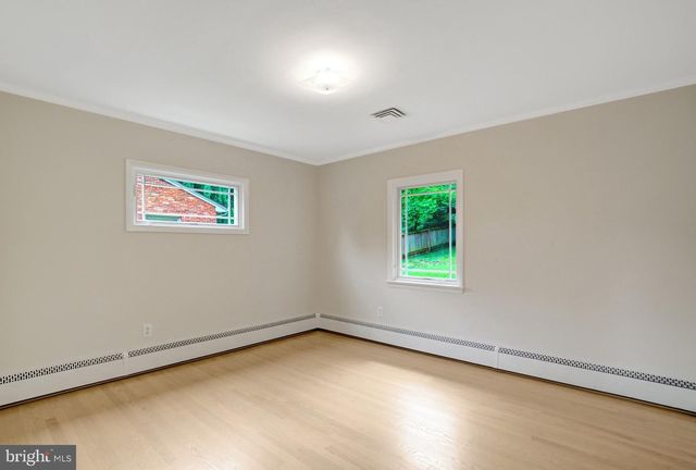 105 POPLAR DR, Falls Church, VA 22046
