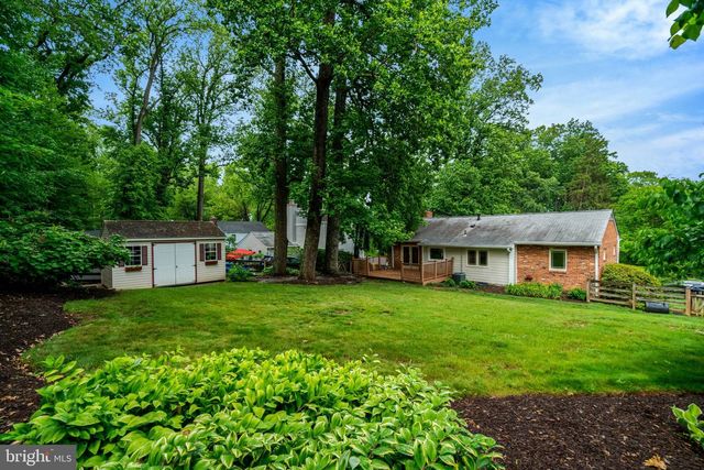 105 POPLAR DR, Falls Church, VA 22046