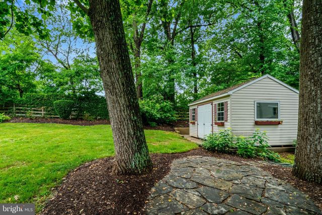 105 POPLAR DR, Falls Church, VA 22046