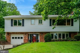 105 POPLAR DR, Falls Church, VA 22046