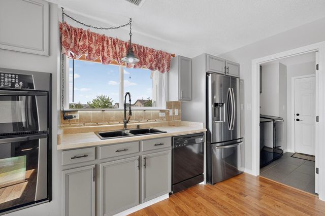 2928 Van Horne Way SW, Albuquerque, NM 87121