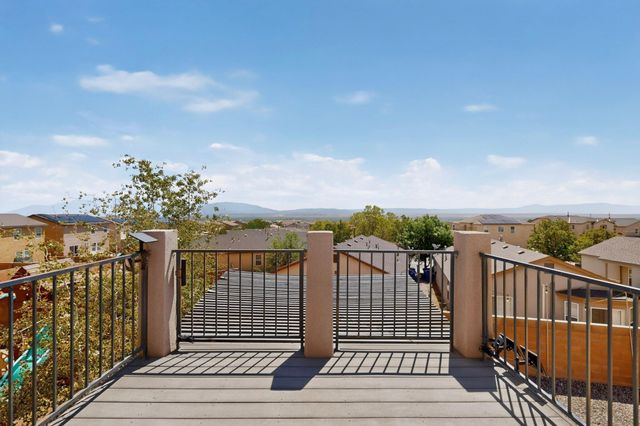 2928 Van Horne Way SW, Albuquerque, NM 87121