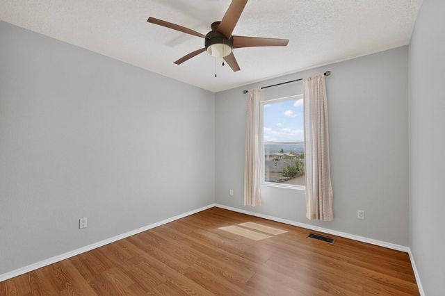 2928 Van Horne Way SW, Albuquerque, NM 87121
