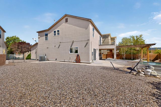 2928 Van Horne Way SW, Albuquerque, NM 87121