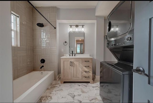 1110 Avenue K DOWN, Galveston, TX 77550