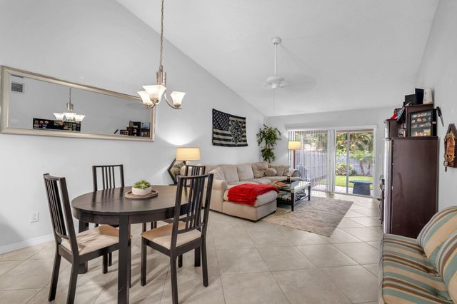 2347 N 37th Avenue, Hollywood, FL 33021