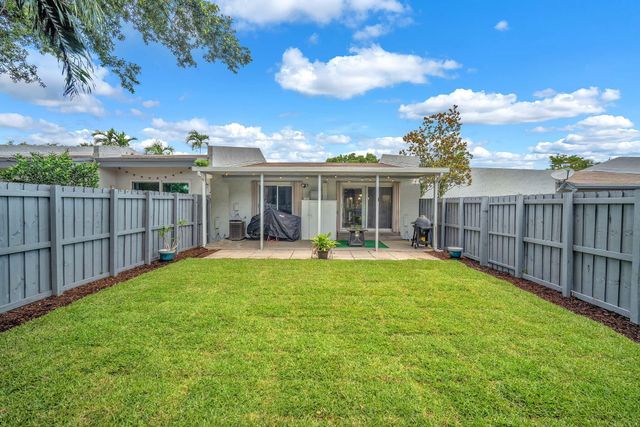 2347 N 37th Avenue, Hollywood, FL 33021