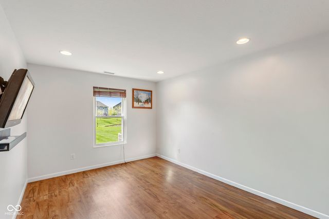 5571 W Woodhaven Drive, Mccordsville, IN 46055