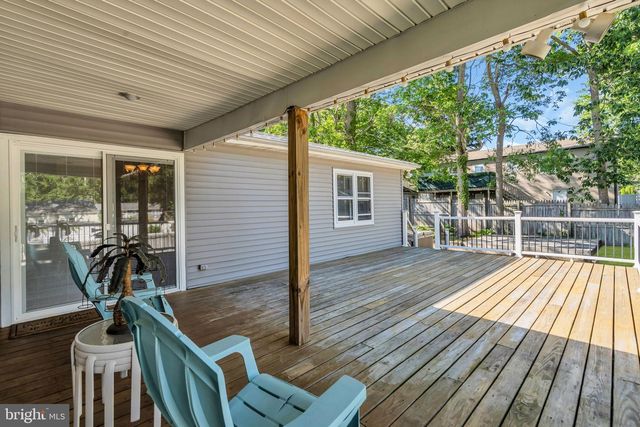 808 TAPPAN ST, Forked River, NJ 08731