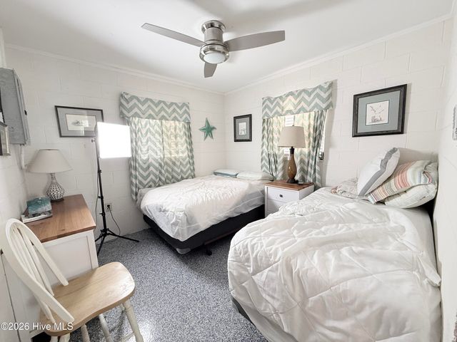 124 Bayshore Drive, Cape Carteret, NC 28584