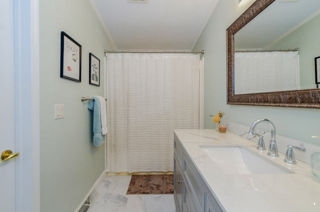 701 Oak Point Drive, Middleboro, MA 02346