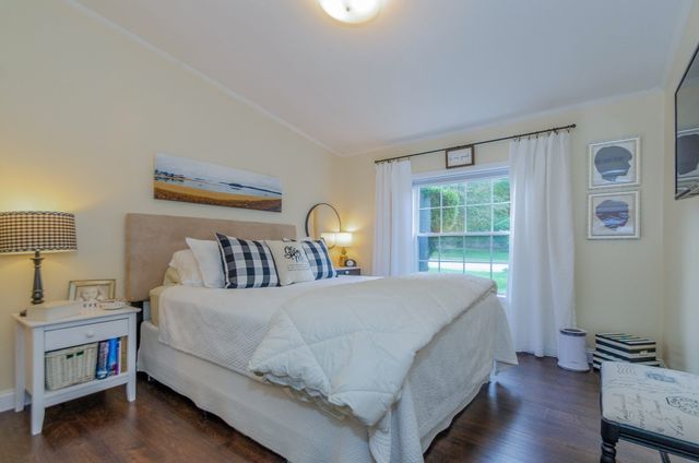 701 Oak Point Drive, Middleboro, MA 02346