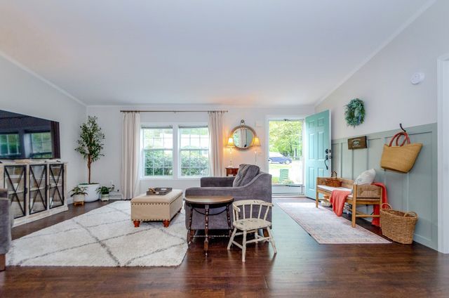 701 Oak Point Drive, Middleboro, MA 02346