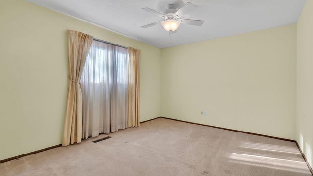 7910 Academy Trail NE, Albuquerque, NM 87109