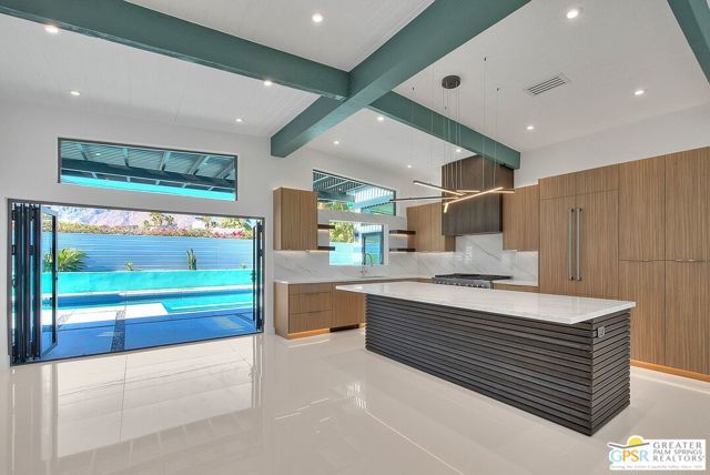 2653 N Kitty Hawk Drive, Palm Springs, CA 92262