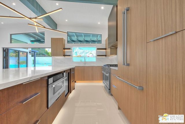 2653 N Kitty Hawk Drive, Palm Springs, CA 92262