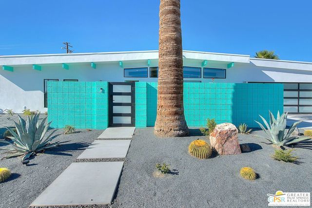 2653 N Kitty Hawk Drive, Palm Springs, CA 92262