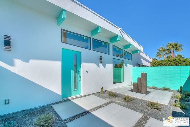 2653 N Kitty Hawk Drive, Palm Springs, CA 92262