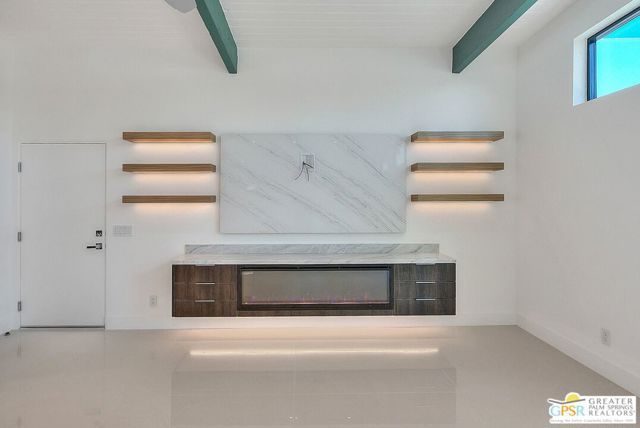 2653 N Kitty Hawk Drive, Palm Springs, CA 92262