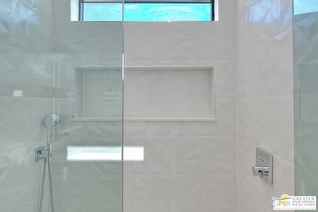 2653 N Kitty Hawk Drive, Palm Springs, CA 92262