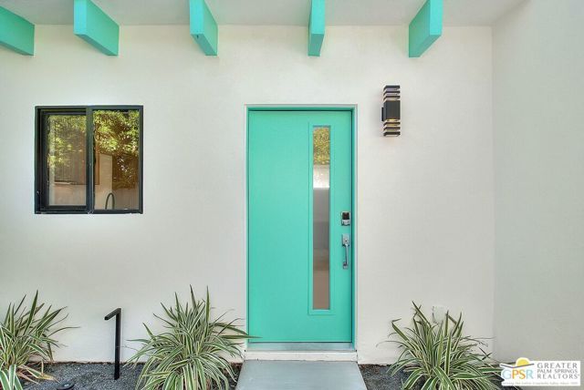 2653 N Kitty Hawk Drive, Palm Springs, CA 92262