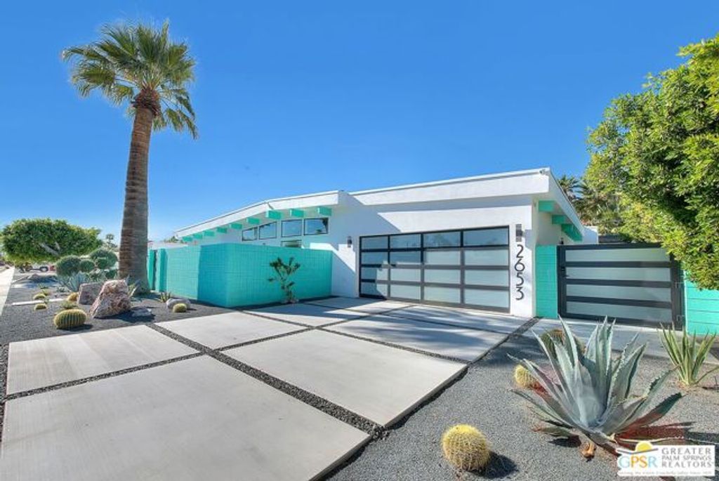 2653 N Kitty Hawk Drive, Palm Springs, CA 92262