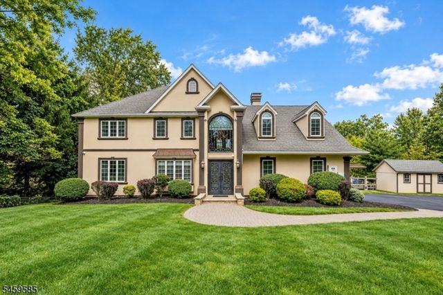 24 W Sunset Rd, Pequannock Twp., NJ 07444