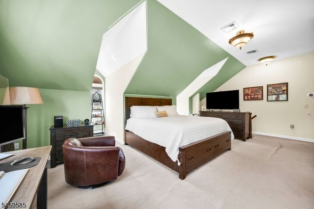 24 W Sunset Rd, Pequannock Twp., NJ 07444