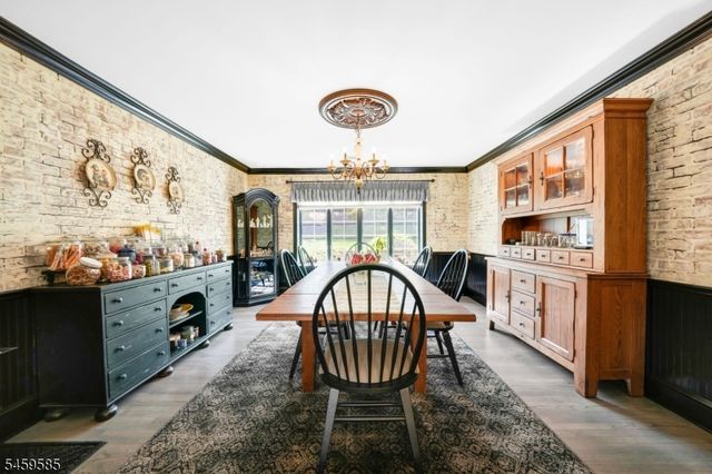 24 W Sunset Rd, Pequannock Twp., NJ 07444