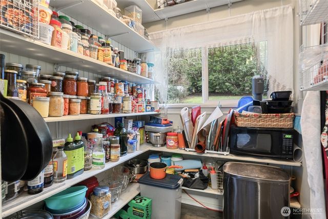 327 N Marion Avenue, Bremerton, WA 98312